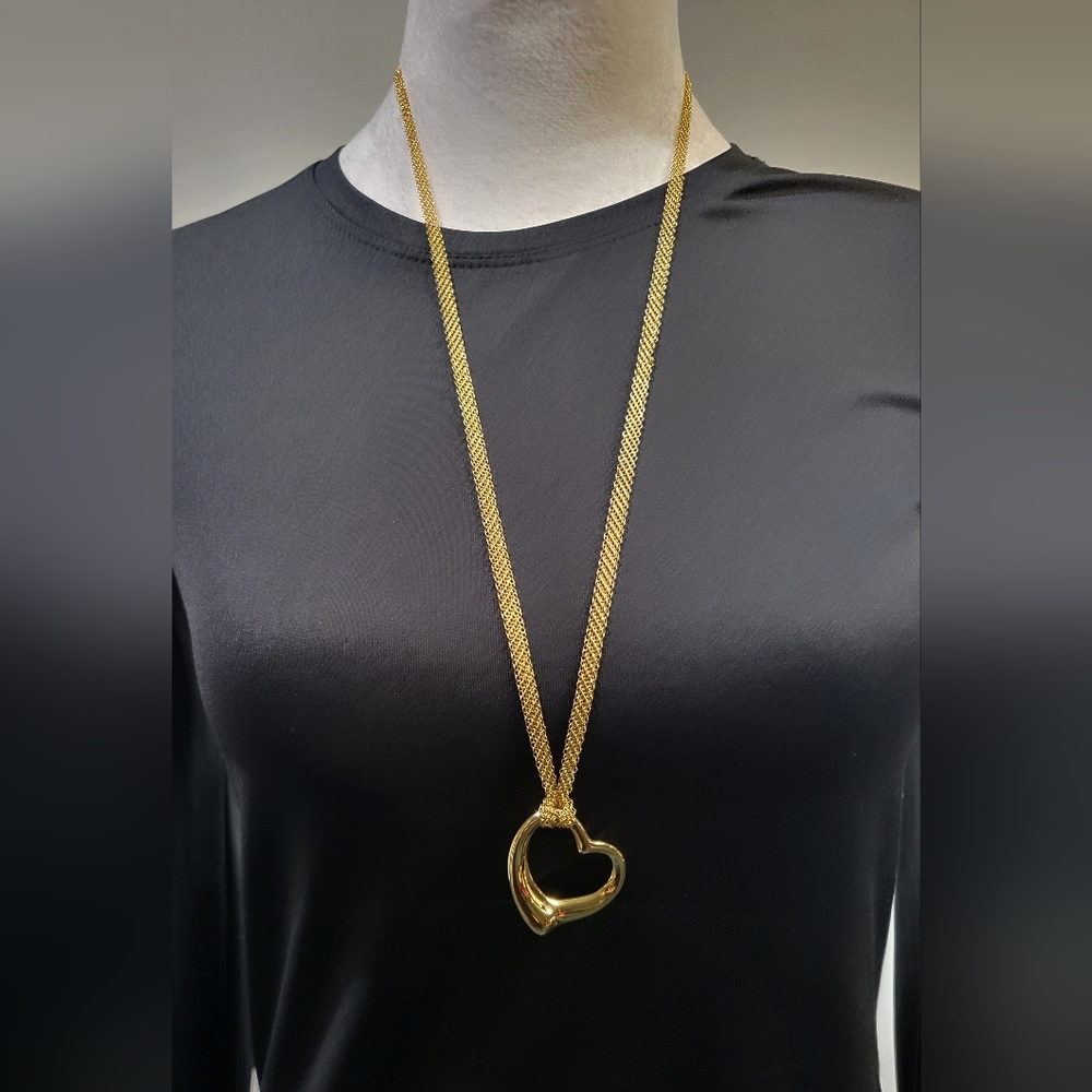 Elsa Peretti (TIFFANY) Open Heart 18k Pendant on 18k Gold Mesh Chain